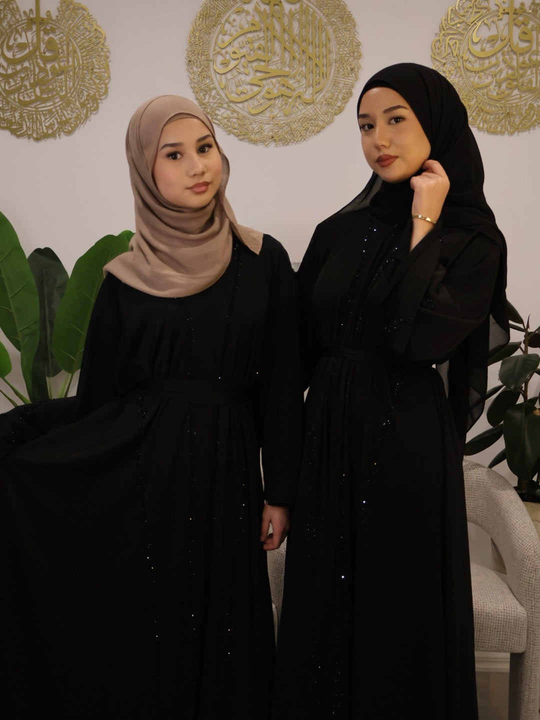 Zayna Abaya