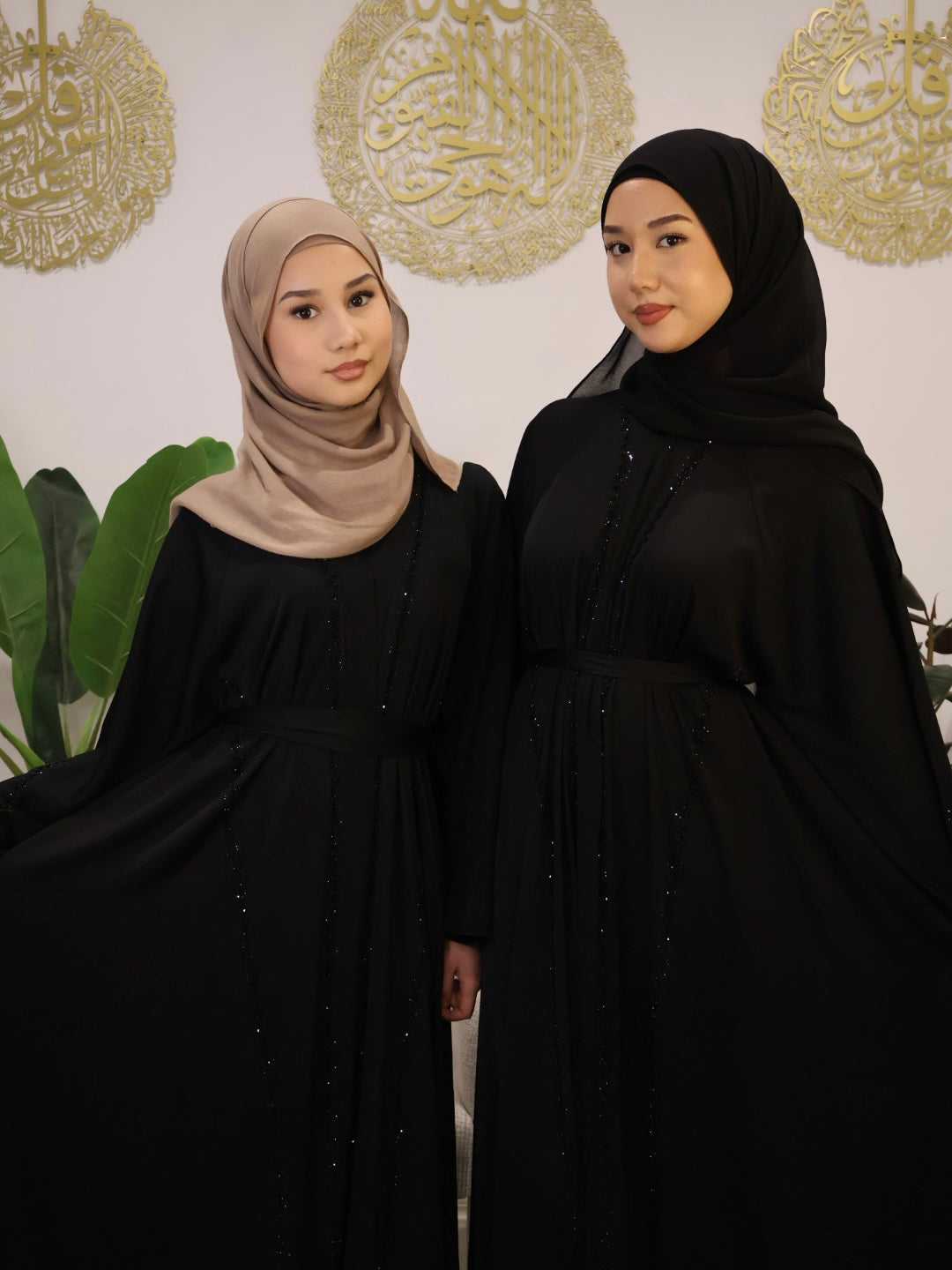 Zayna Abaya
