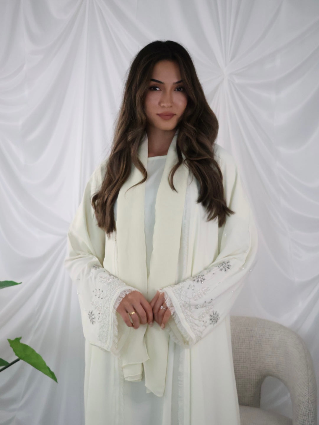 Alina Abaya Set - White