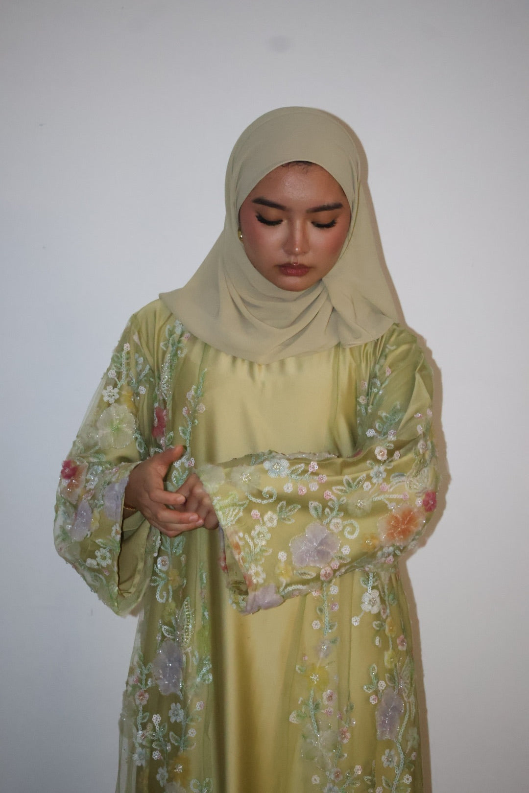 Parisa Abaya - Lime