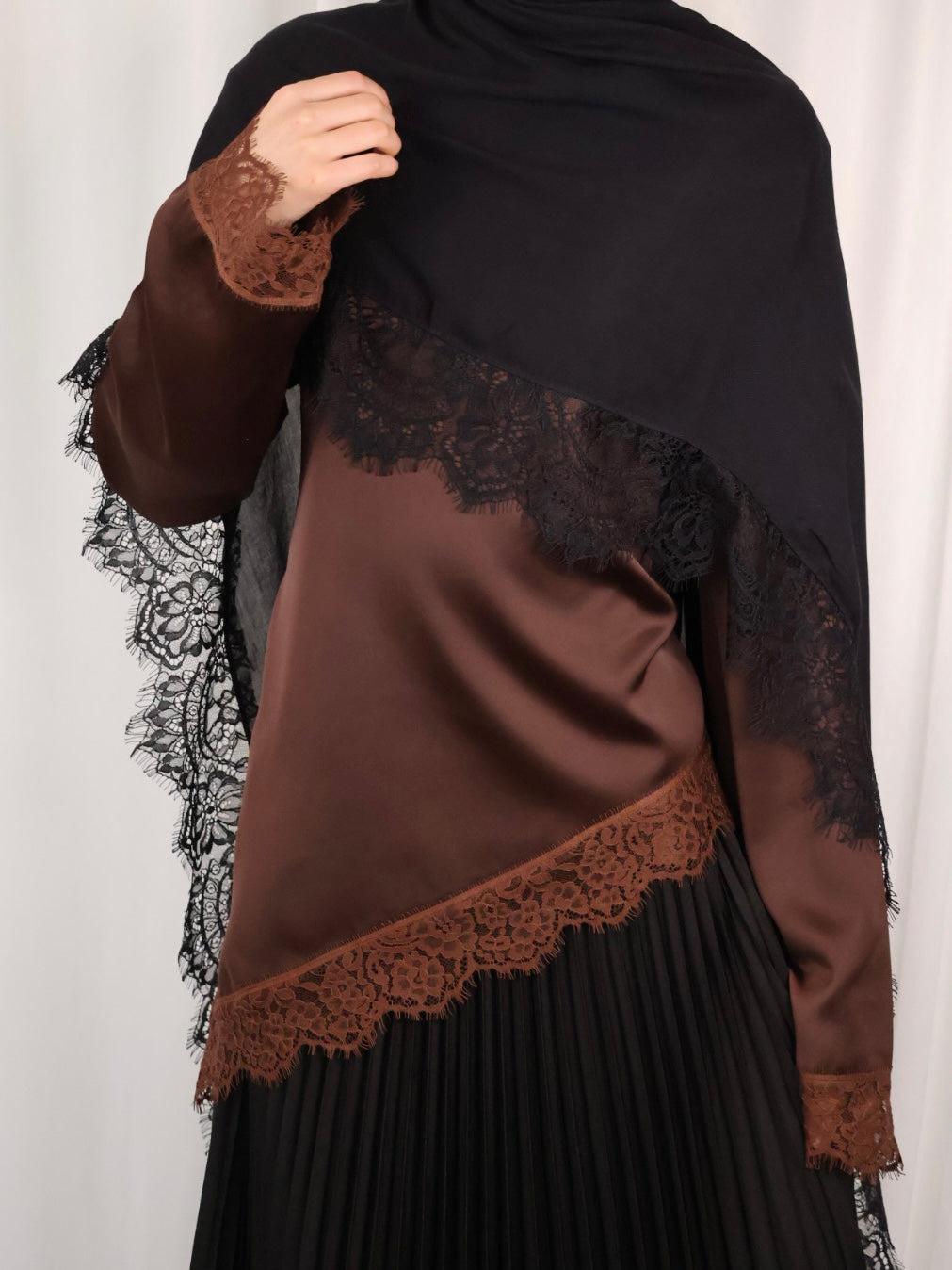 Layla Lace Top - Brown