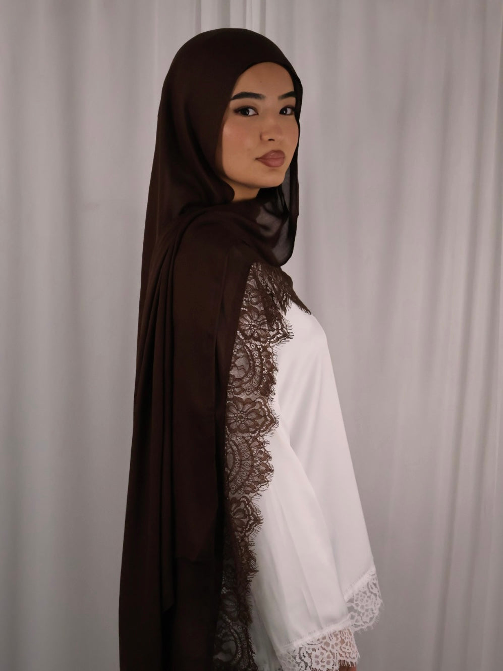 Lace Modal Hijab - Brown (Preorder)