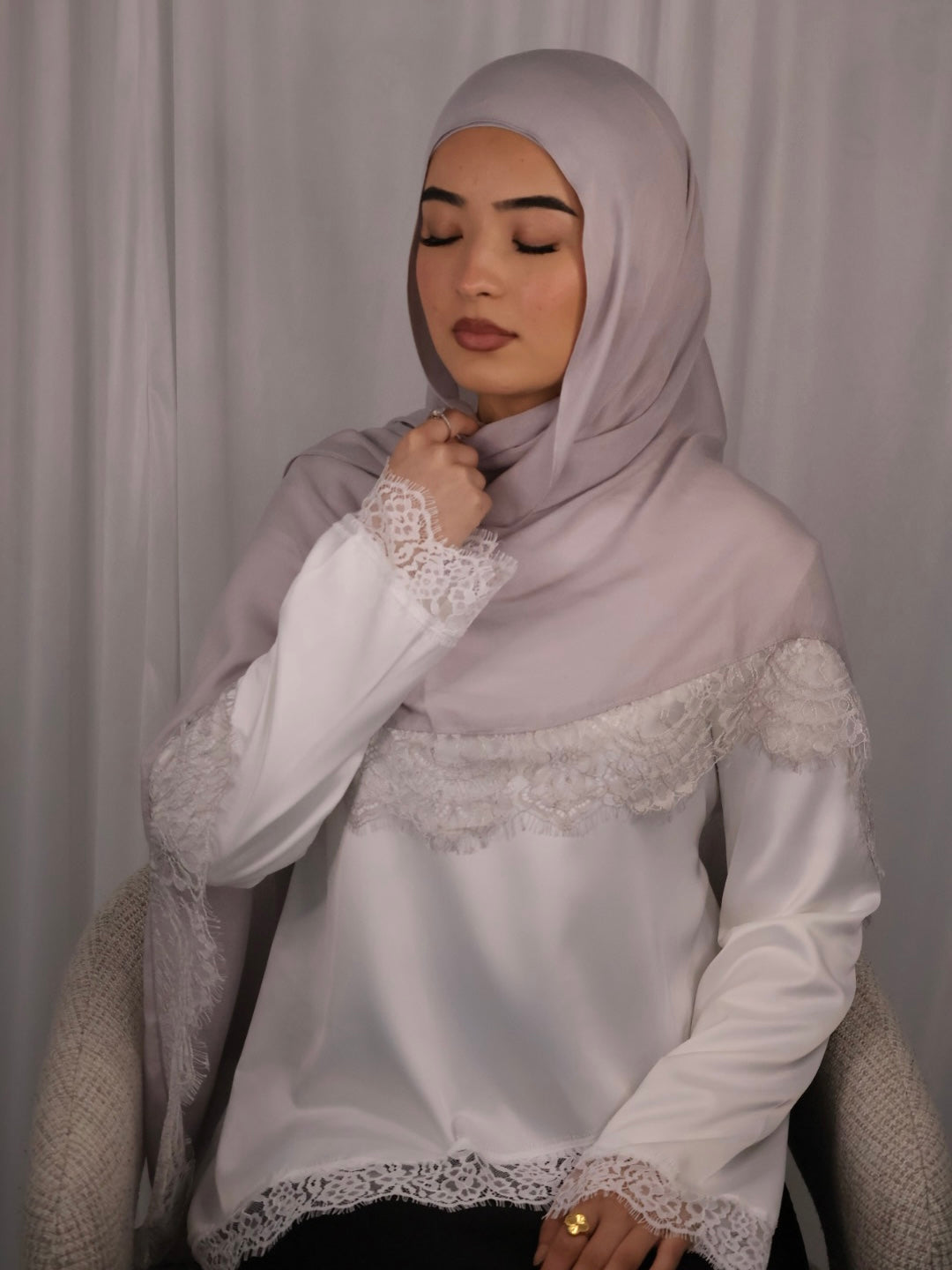Lace Modal Hijab - Grey