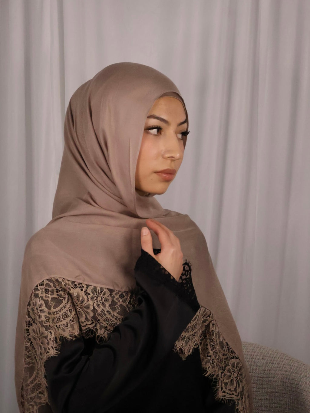 Lace Modal Hijab - Nude