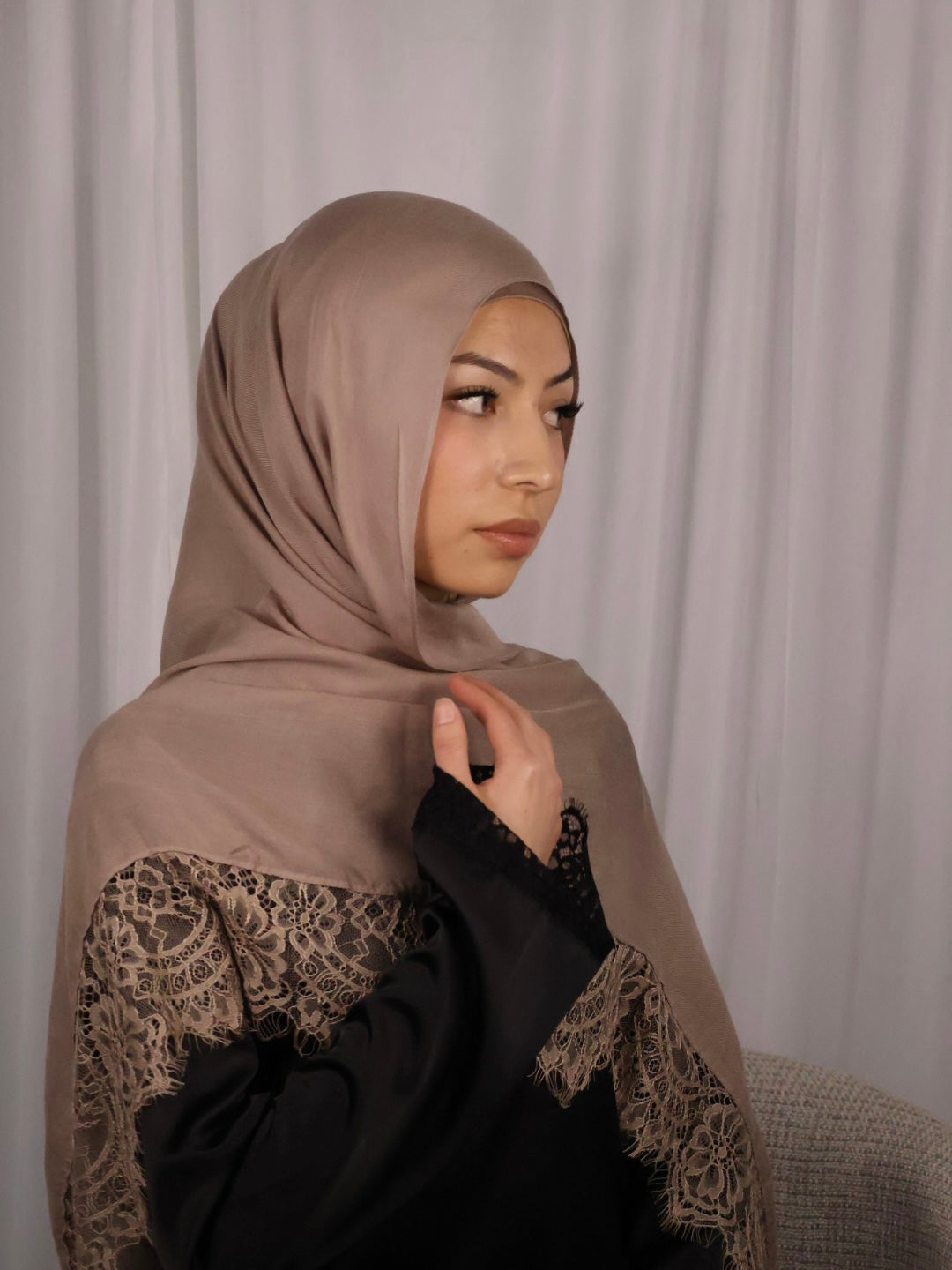 Lace Modal Hijab - Nude