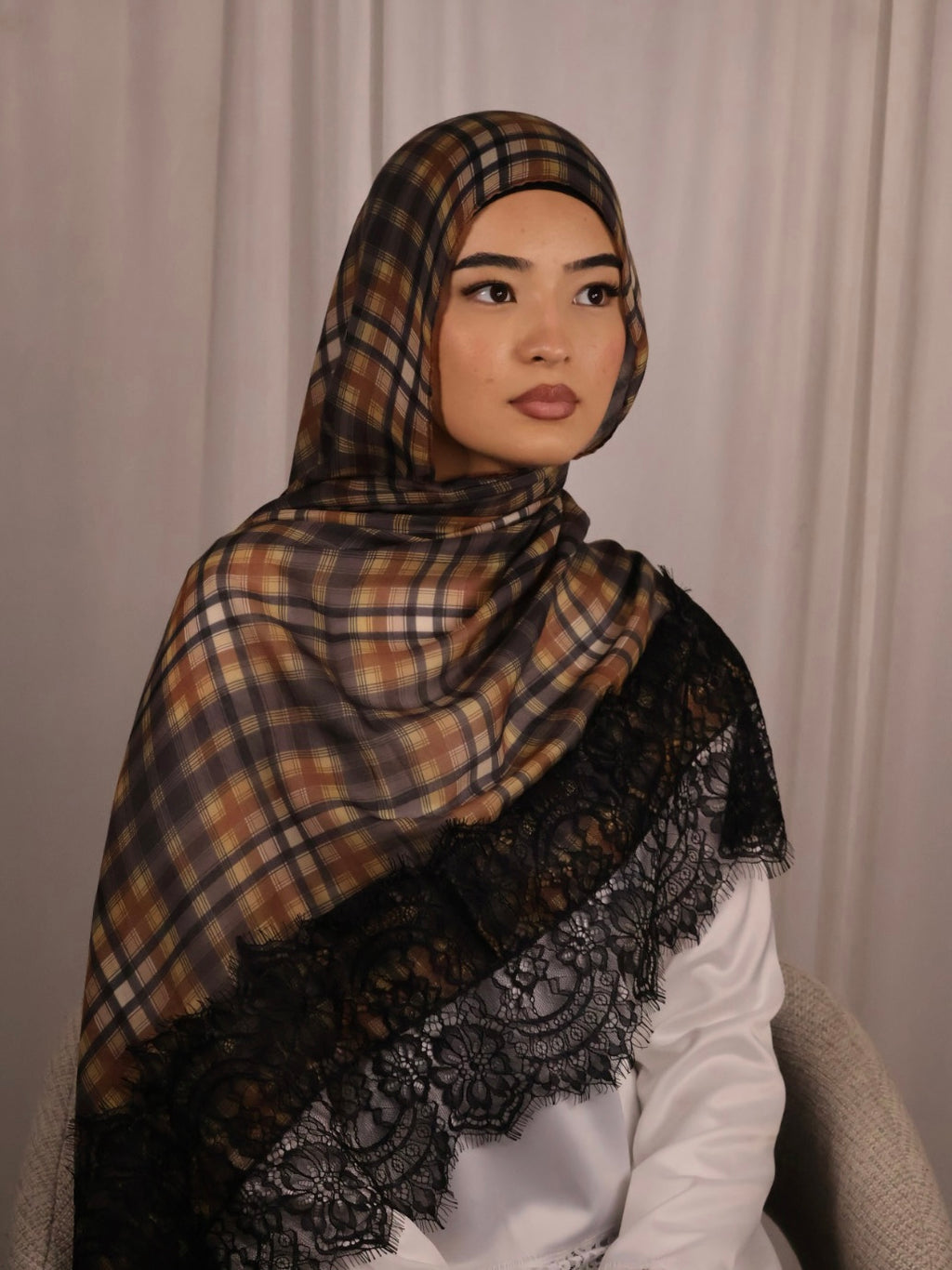 Modal Lace Hijab - Plaid