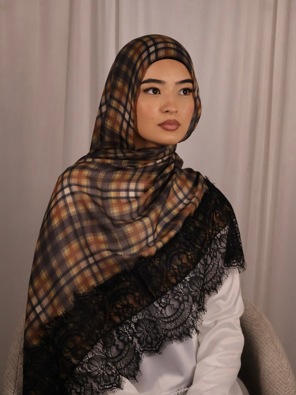 Modal Lace Hijab - Plaid