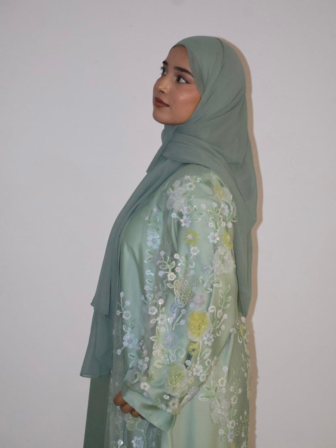 Parisa Abaya - Sage